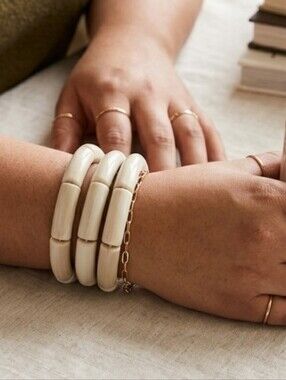 Stretchable Chunky Women's Bangle Bracelet 3 In 1 Set. NWOT